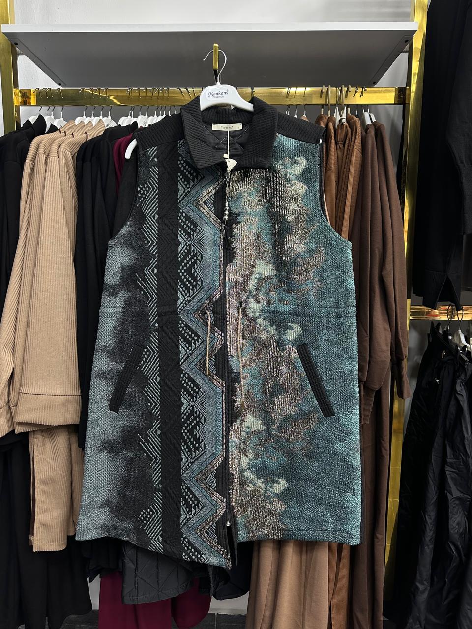 sleeveless plus size vest